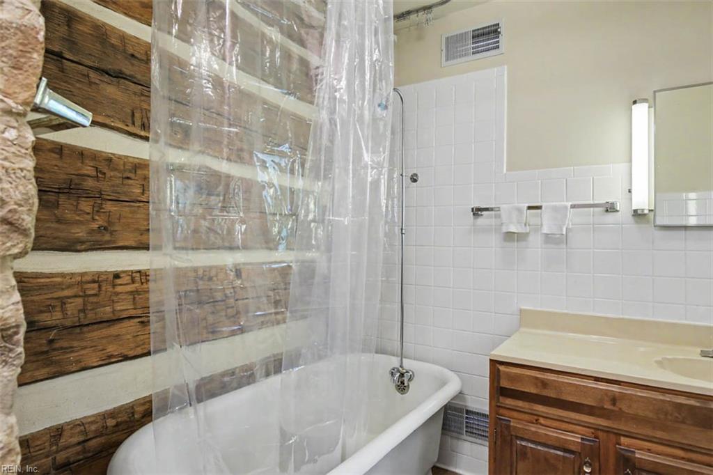 531 Lowland Farm Rd Property Photo 30
