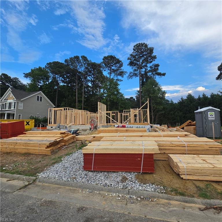 1221 Founders Pointe Trl Property Photo 4