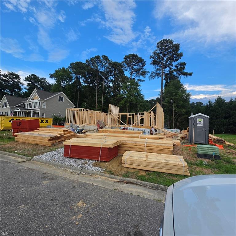 1221 Founders Pointe Trl Property Photo 5