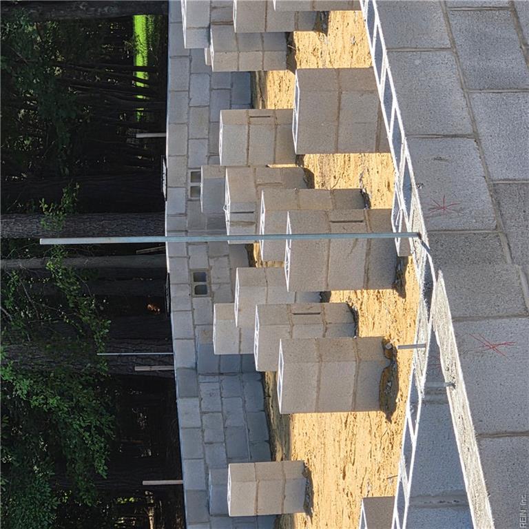 1221 Founders Pointe Trl Property Photo 17