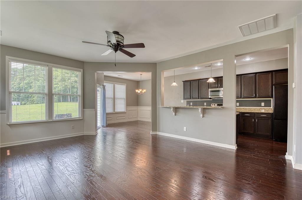 3215 Kenton Ct Property Photo 17