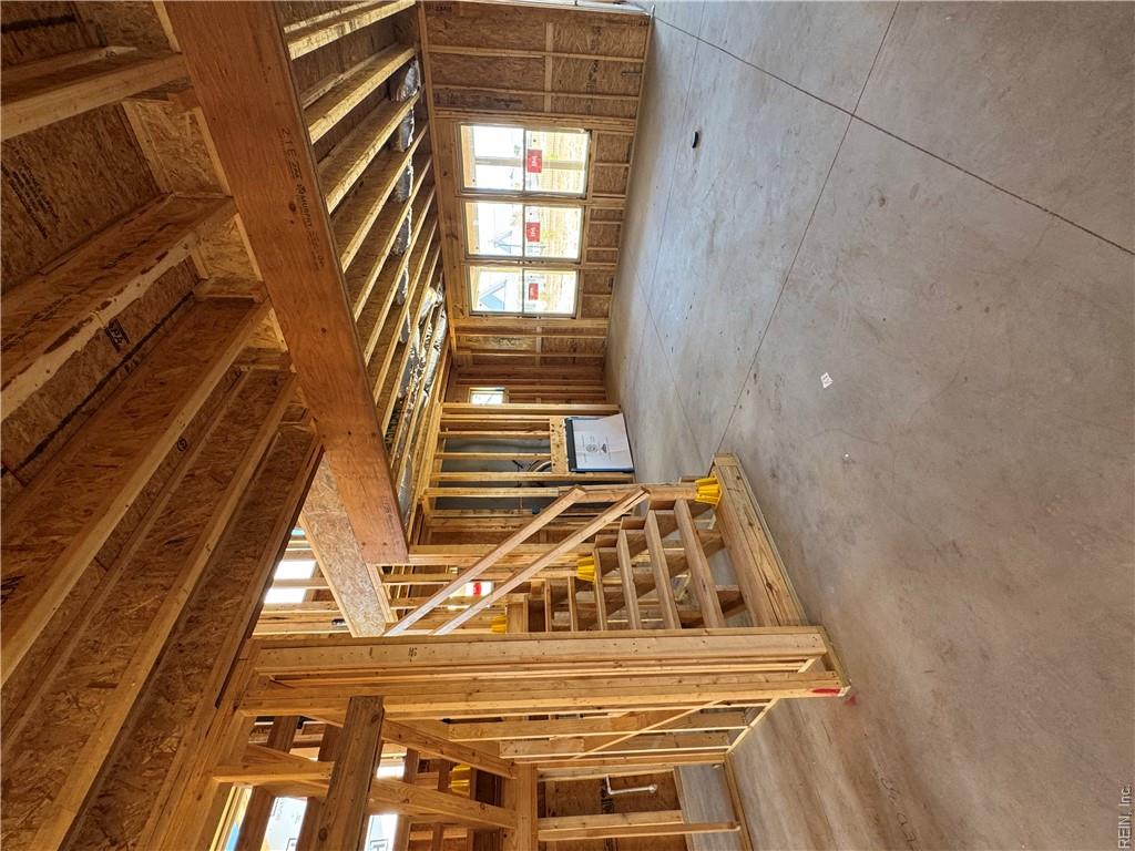 2128 Sassafras Way Property Photo 8