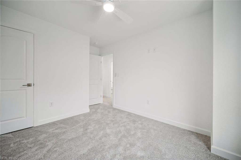2144 Oregon Ave Property Photo 27