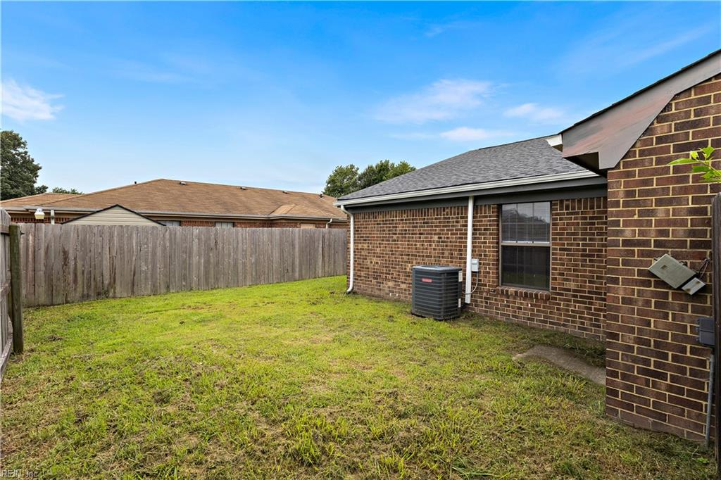 6104 Bradford Dr Property Photo 22