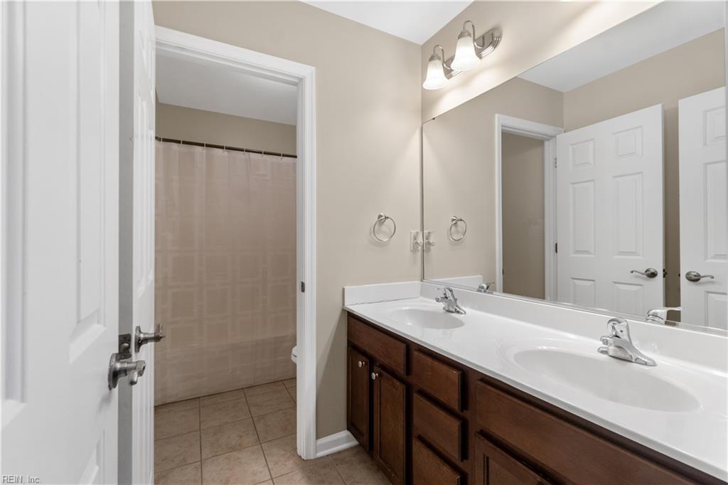 126 Torrington Cir Property Photo 26