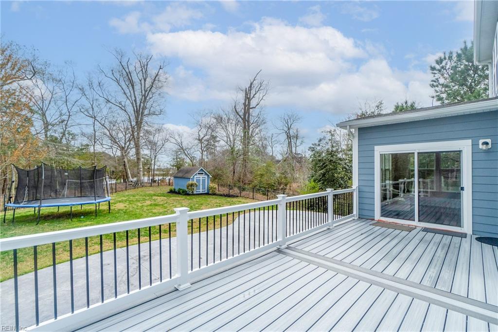 126 Torrington Cir Property Photo 32