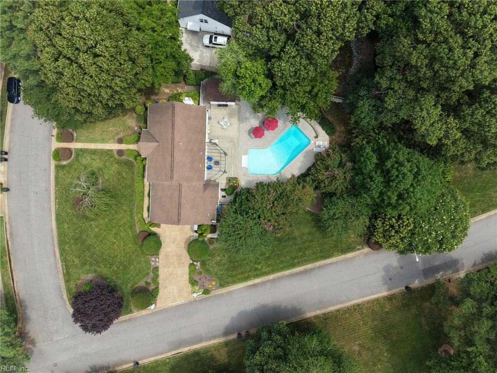 1248 Alanton Dr Property Photo 48