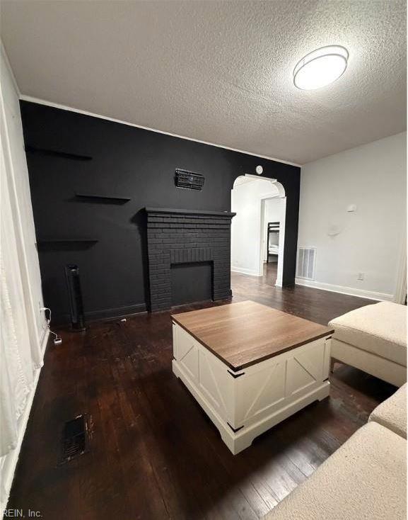 232 Clifton St Property Photo 6