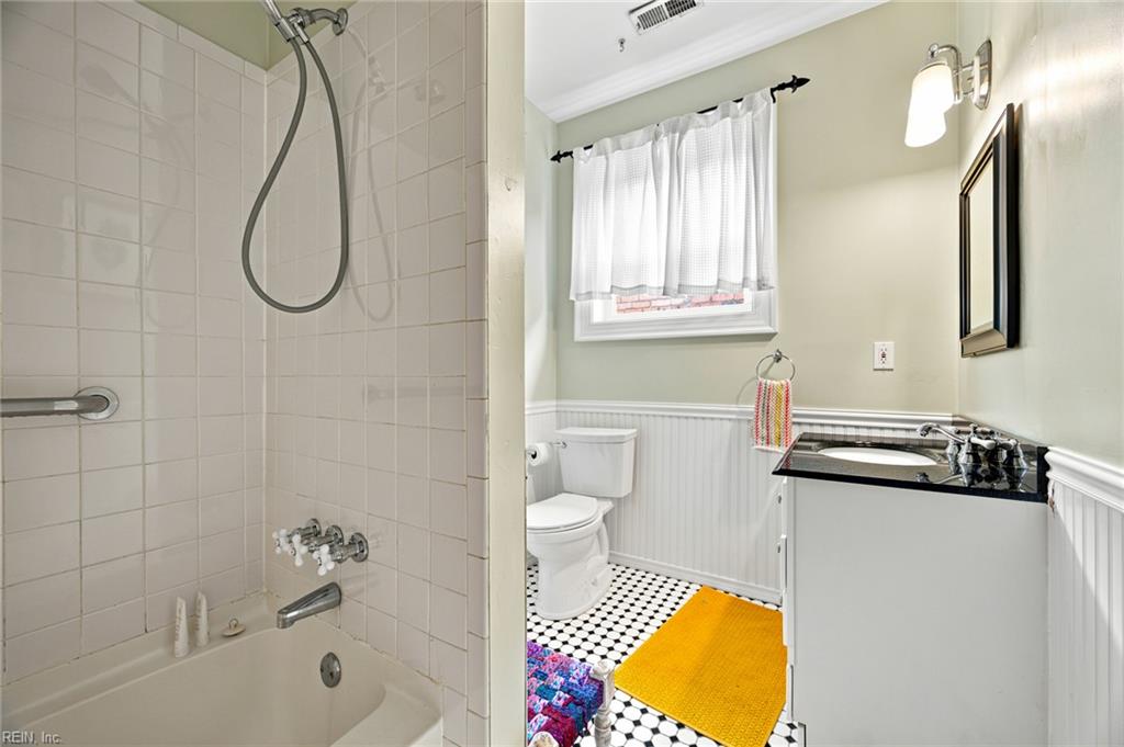 622 Redgate Ave Property Photo 35