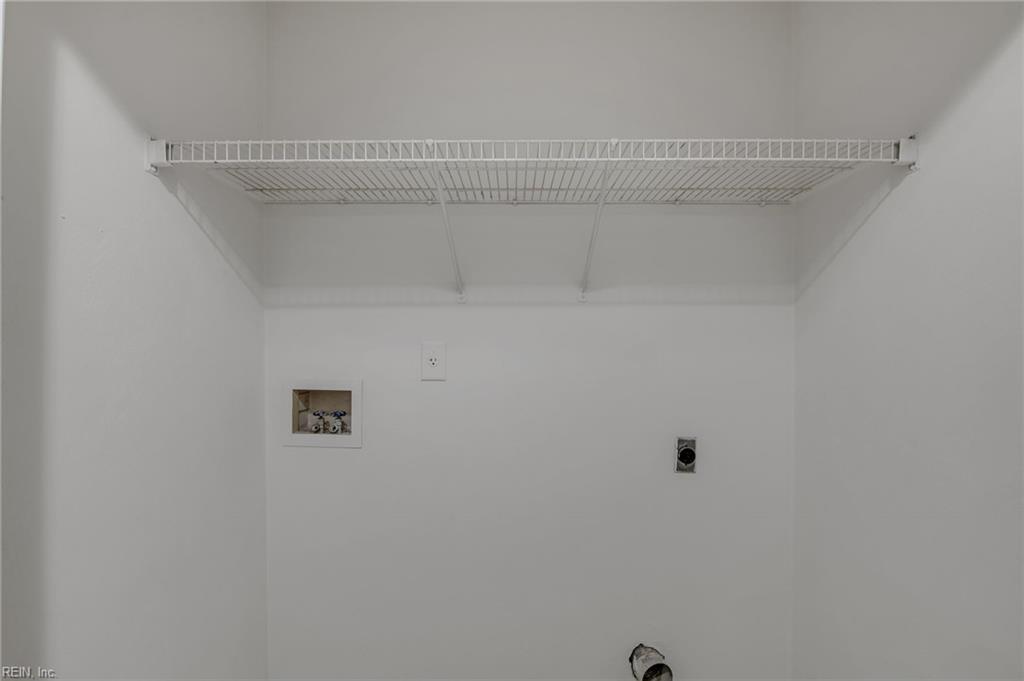 109 Hillside Ave Property Photo 36