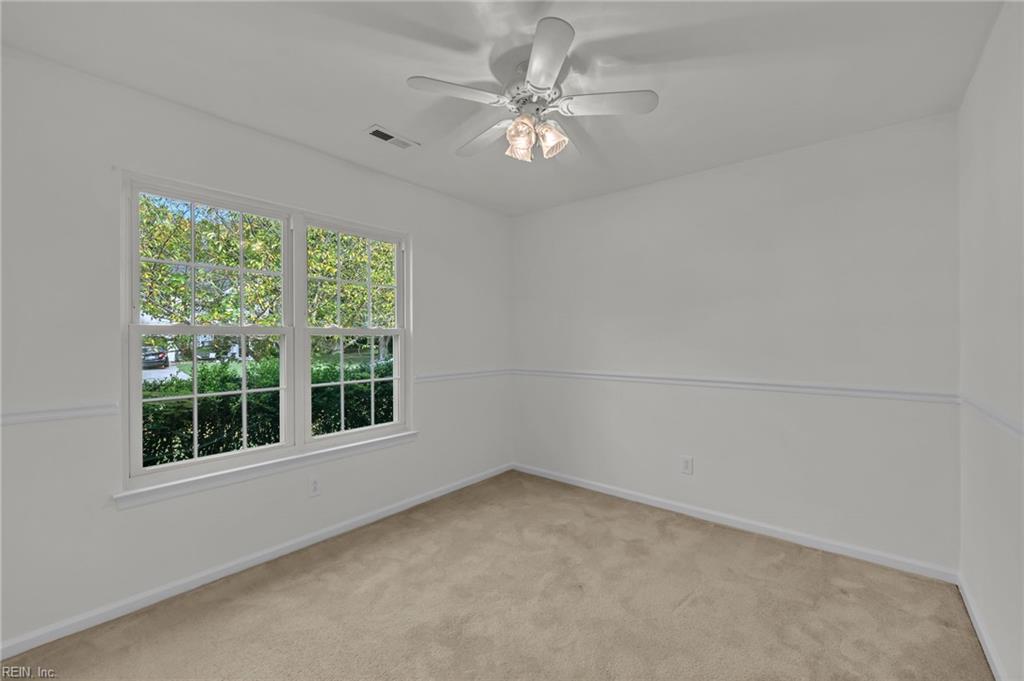 109 Hillside Ave Property Photo 37