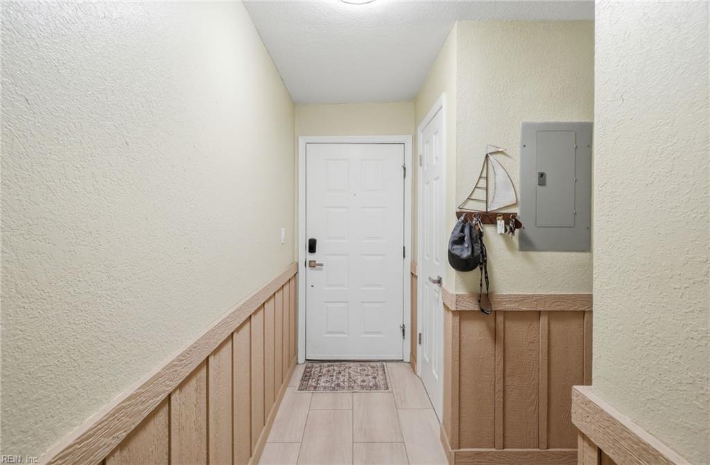1634 E Ocean View Ave Property Photo 3