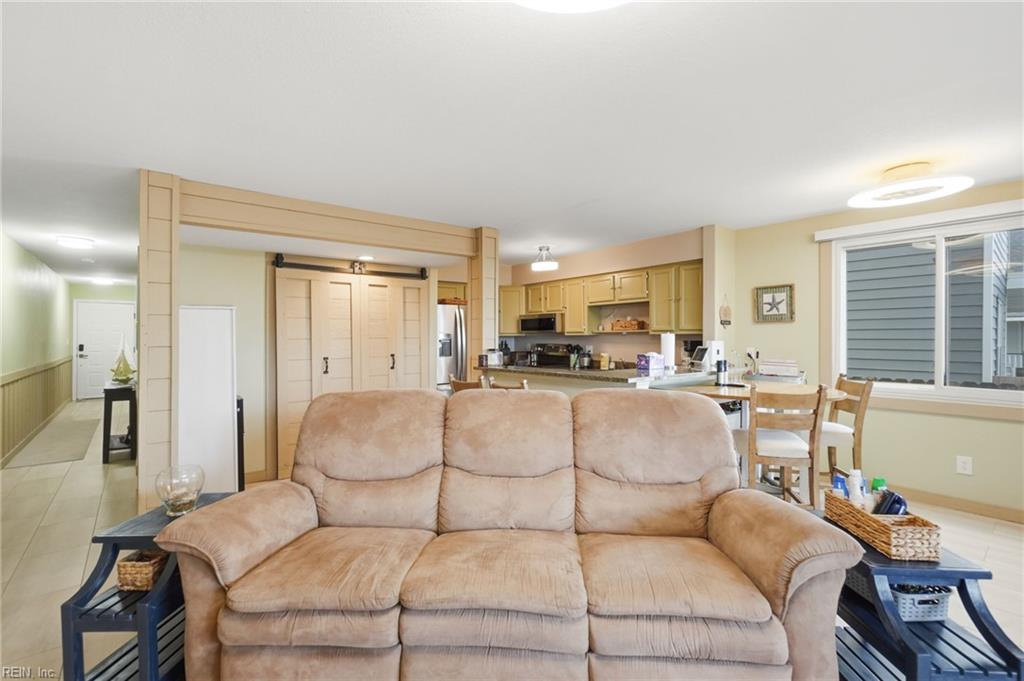 1634 E Ocean View Ave Property Photo 8