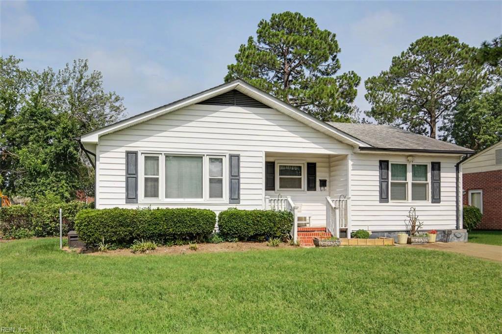 108 Bowen Dr Property Photo 2