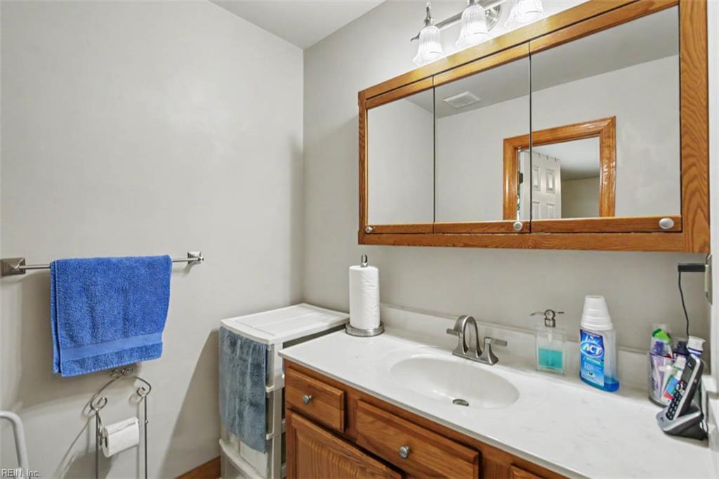 108 Bowen Dr Property Photo 24