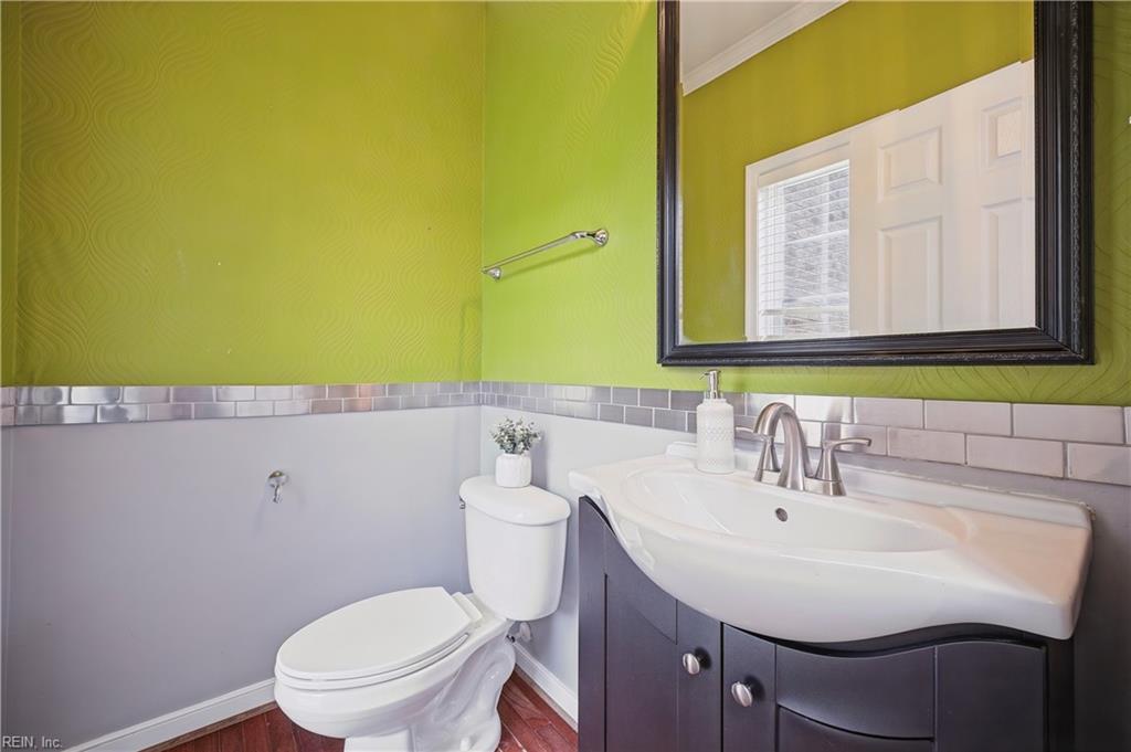 9404 Ashlock Ct Property Photo 17