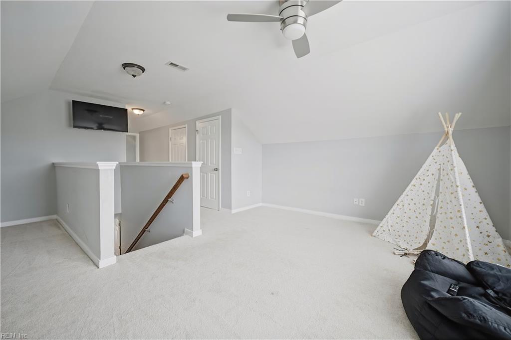 9404 Ashlock Ct Property Photo 32