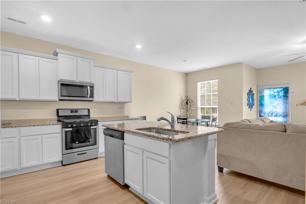 1611 Independence Blvd Property Photo 5