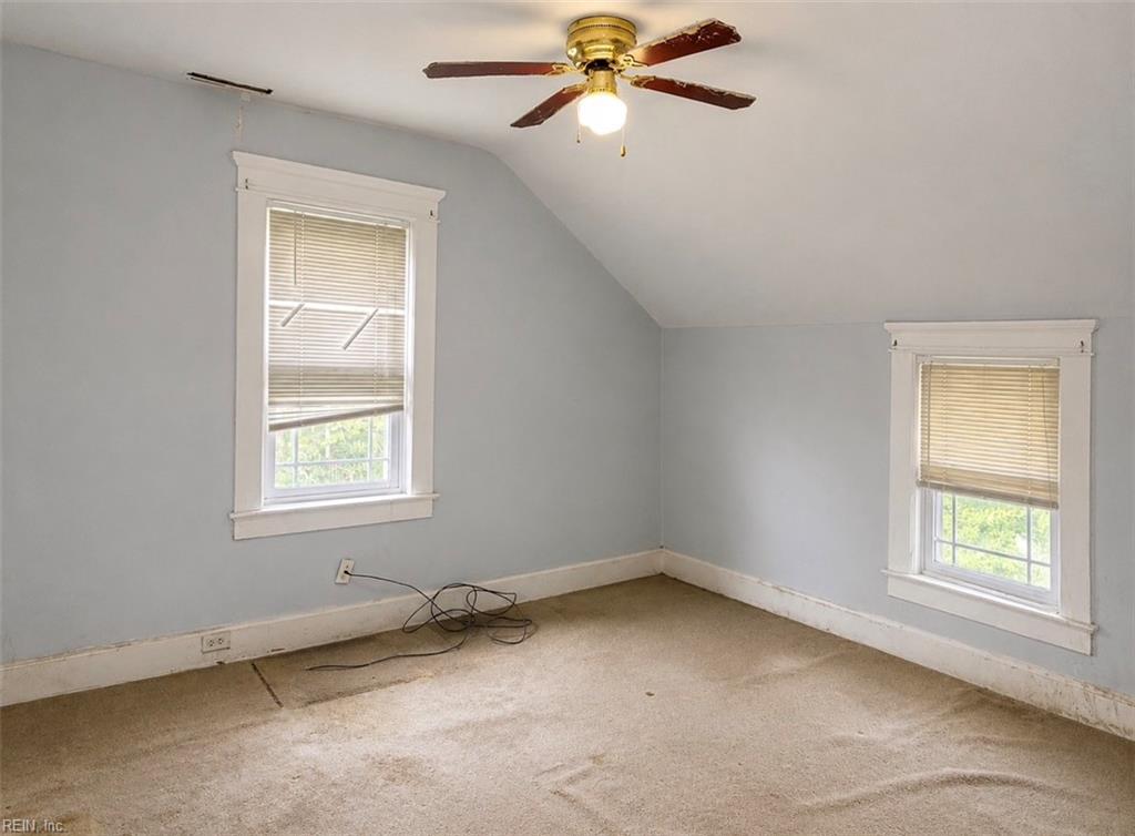 3038 Vimy Ridge Ave Property Photo 21
