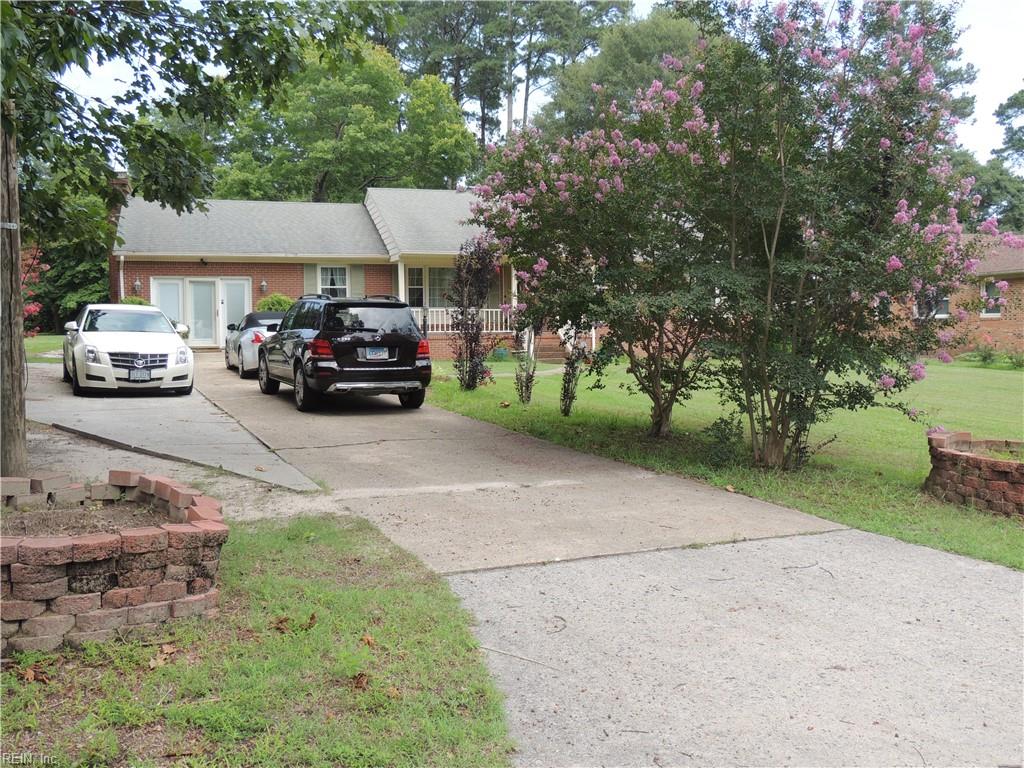 204 Holly Cove St Property Photo 2