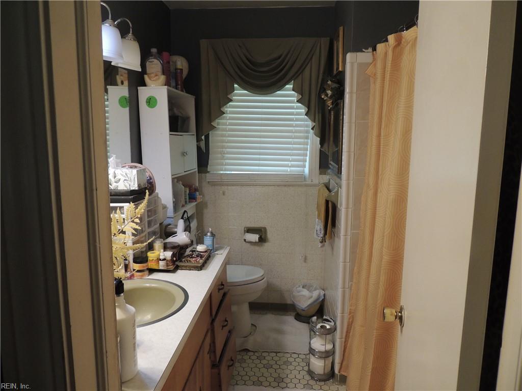 204 Holly Cove St Property Photo 11