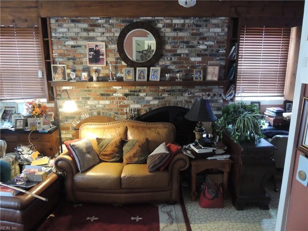 204 Holly Cove St Property Photo 20