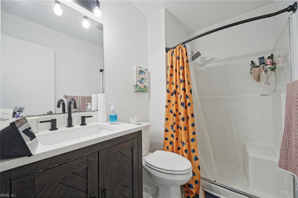 1176 Willow Green Dr Property Photo 15
