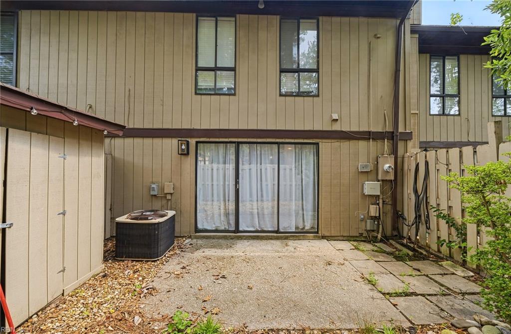1176 Willow Green Dr Property Photo 28