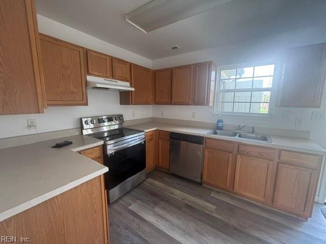 131 Langston Ct Property Photo 4