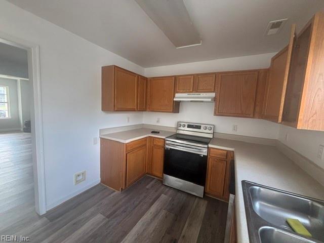 131 Langston Ct Property Photo 6