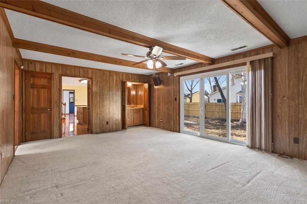 5240 Prestwick St Property Photo 14