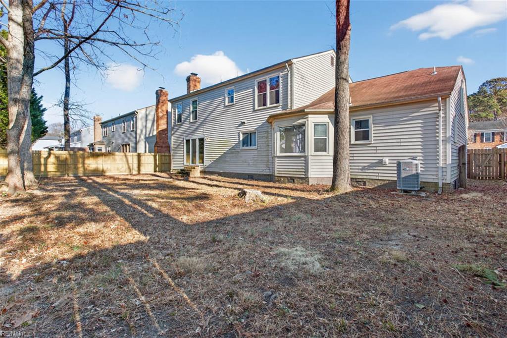 5240 Prestwick St Property Photo 32