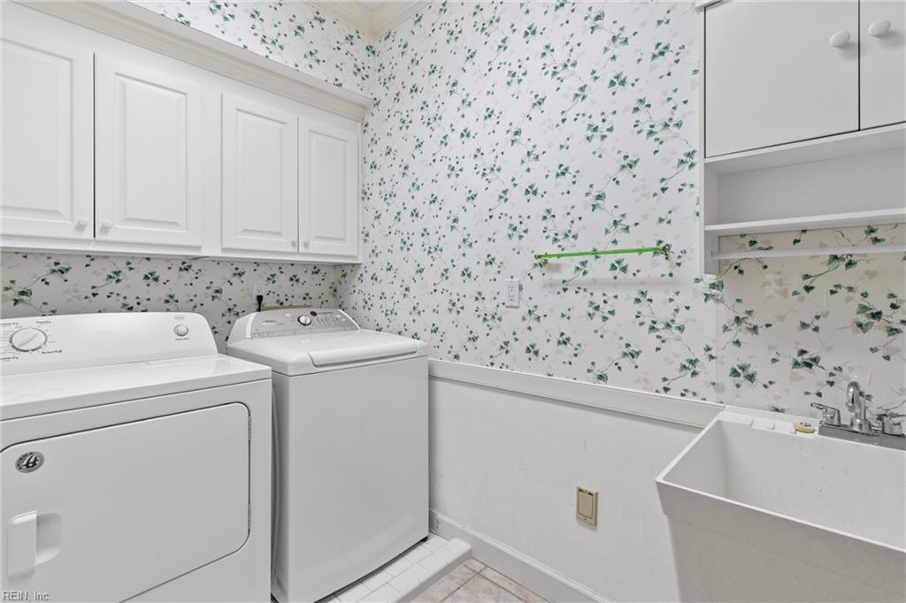 1548 Waterside Dr N Property Photo 28