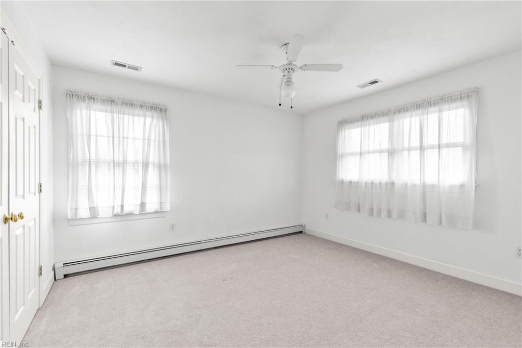 1548 Waterside Dr N Property Photo 33