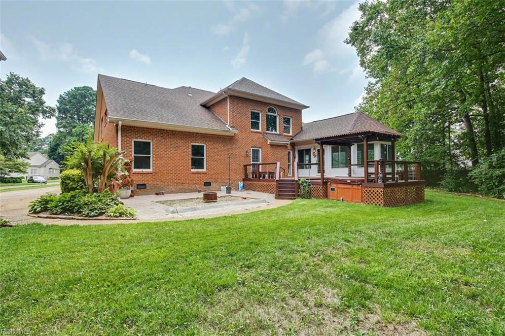 111 Leyland Ct Property Photo 2
