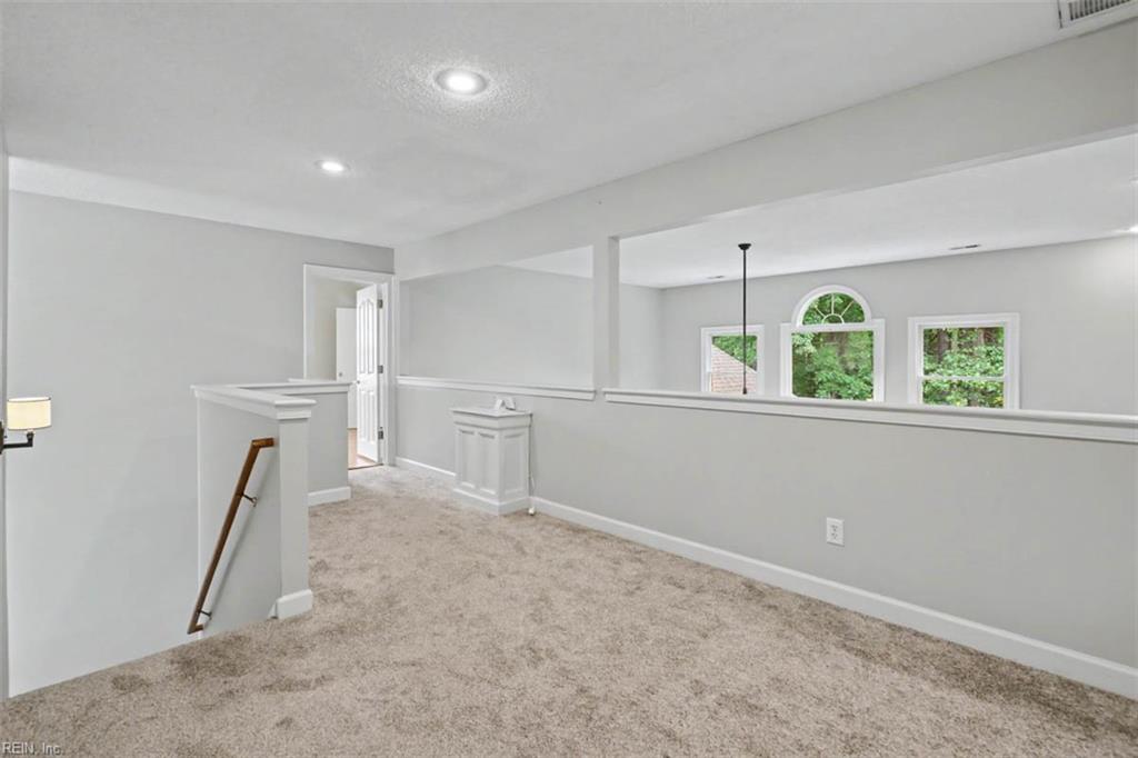 111 Leyland Ct Property Photo 33