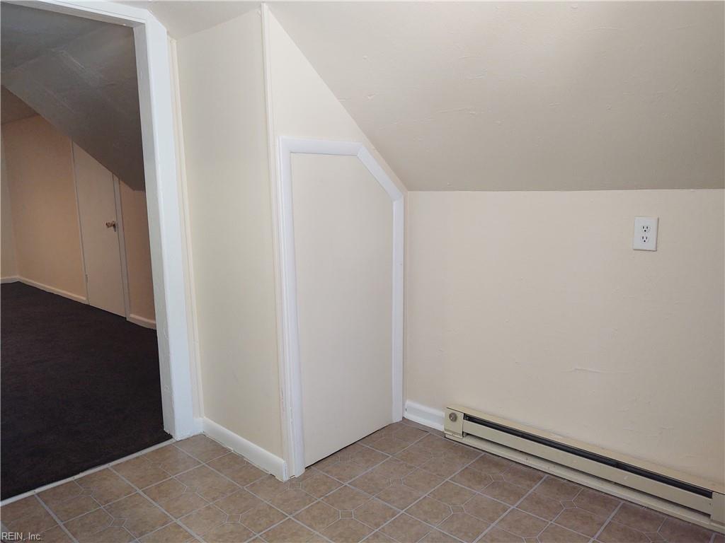 3207 Scott St Property Photo 6