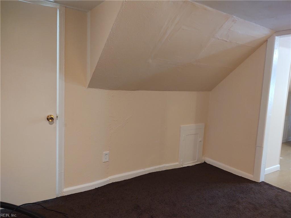 3207 Scott St Property Photo 7