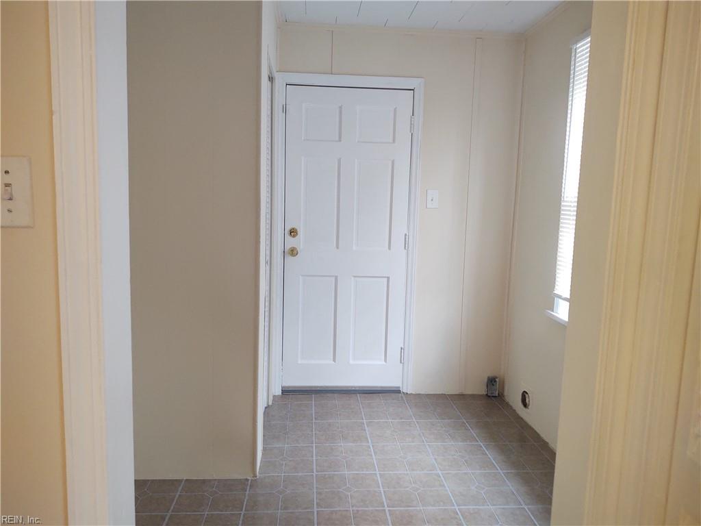 3207 Scott St Property Photo 14
