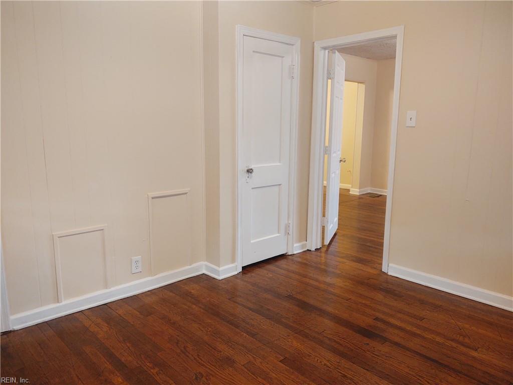 3207 Scott St Property Photo 18