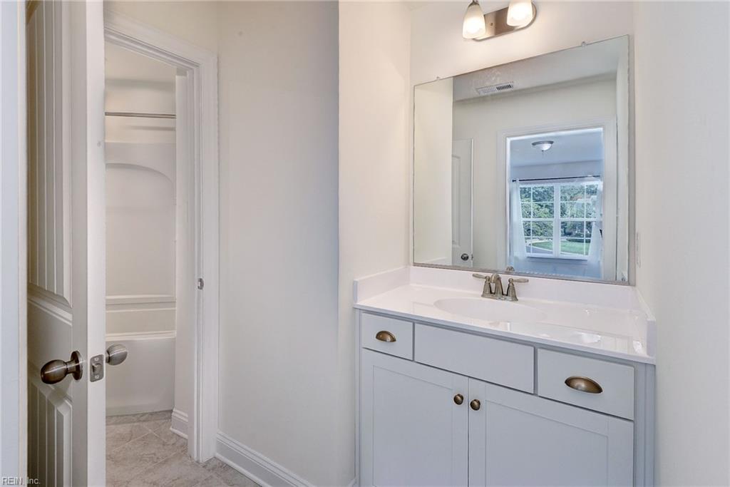 5109 Shoreline Ct Property Photo 32
