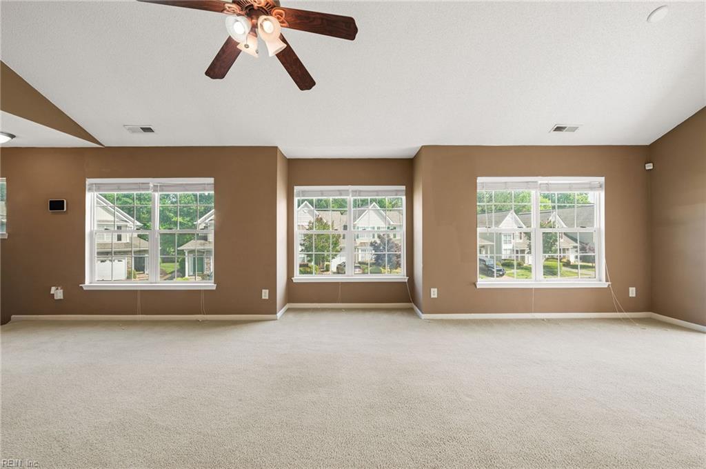 1702 Sawgrass Ln Property Photo 11