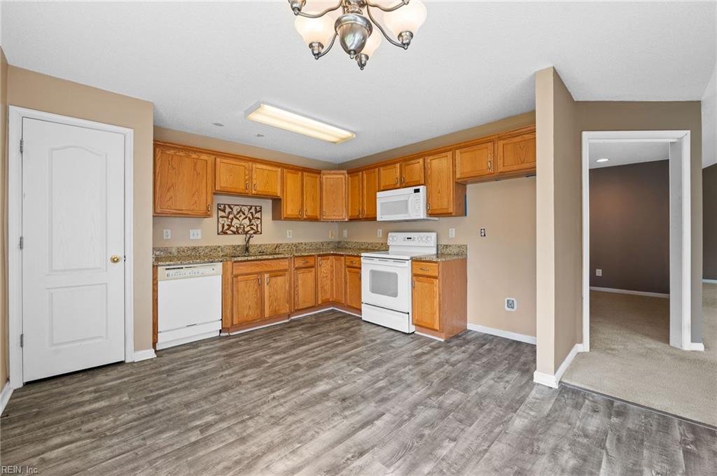 1702 Sawgrass Ln Property Photo 16