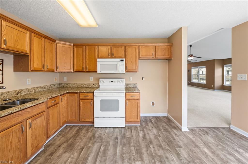 1702 Sawgrass Ln Property Photo 18