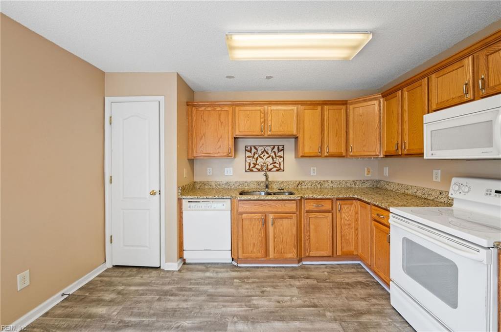 1702 Sawgrass Ln Property Photo 19