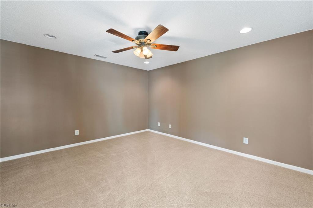 1702 Sawgrass Ln Property Photo 20