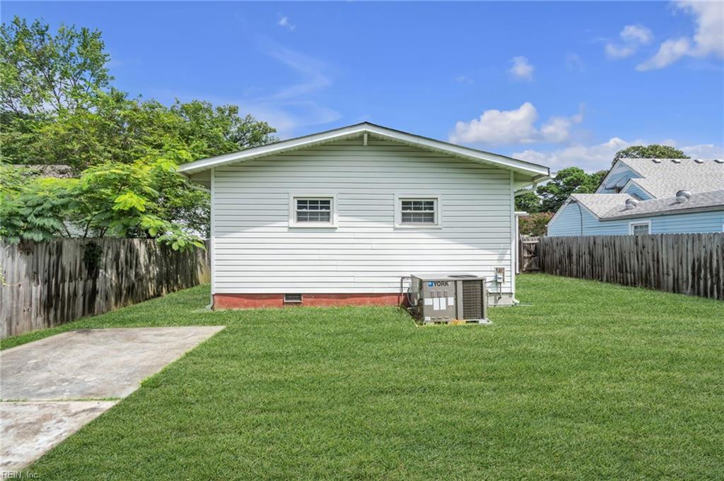 1106 Maryview Ave Property Photo 27