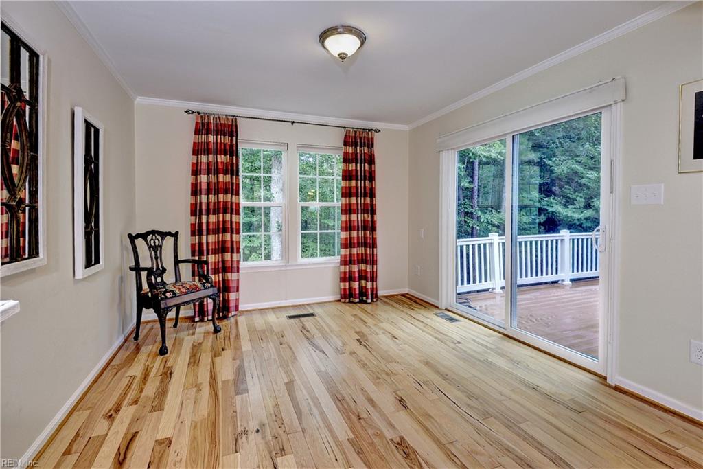4017 Coronation Property Photo 14
