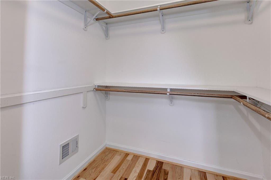4017 Coronation Property Photo 16
