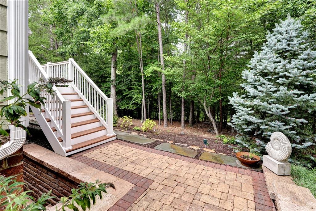 4017 Coronation Property Photo 42